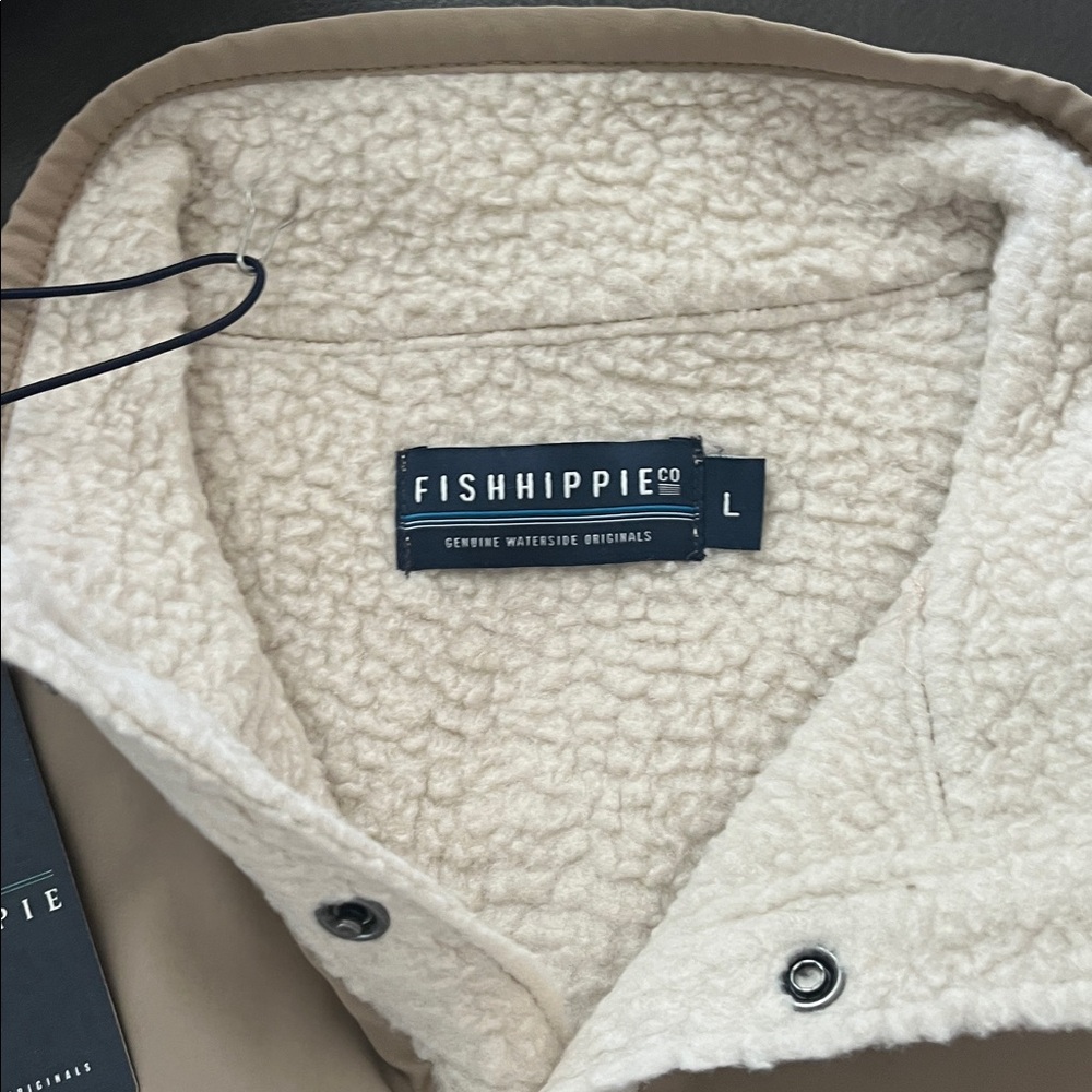 NWT FISHHIPPIE Fleece - Picture 3 of 3